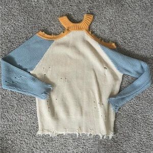 Small BKE sweater